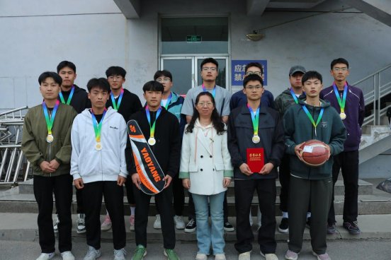 图五